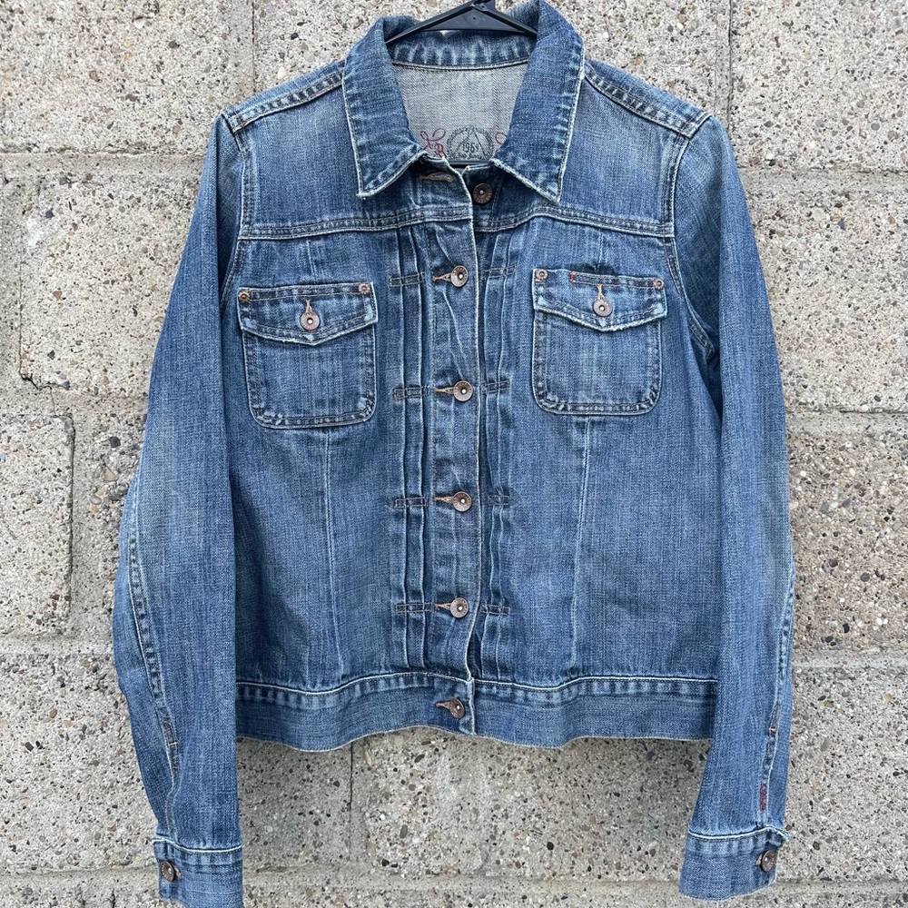 GAP Y2K Limited Edition Denim Jacket Tuxedo Front — Large